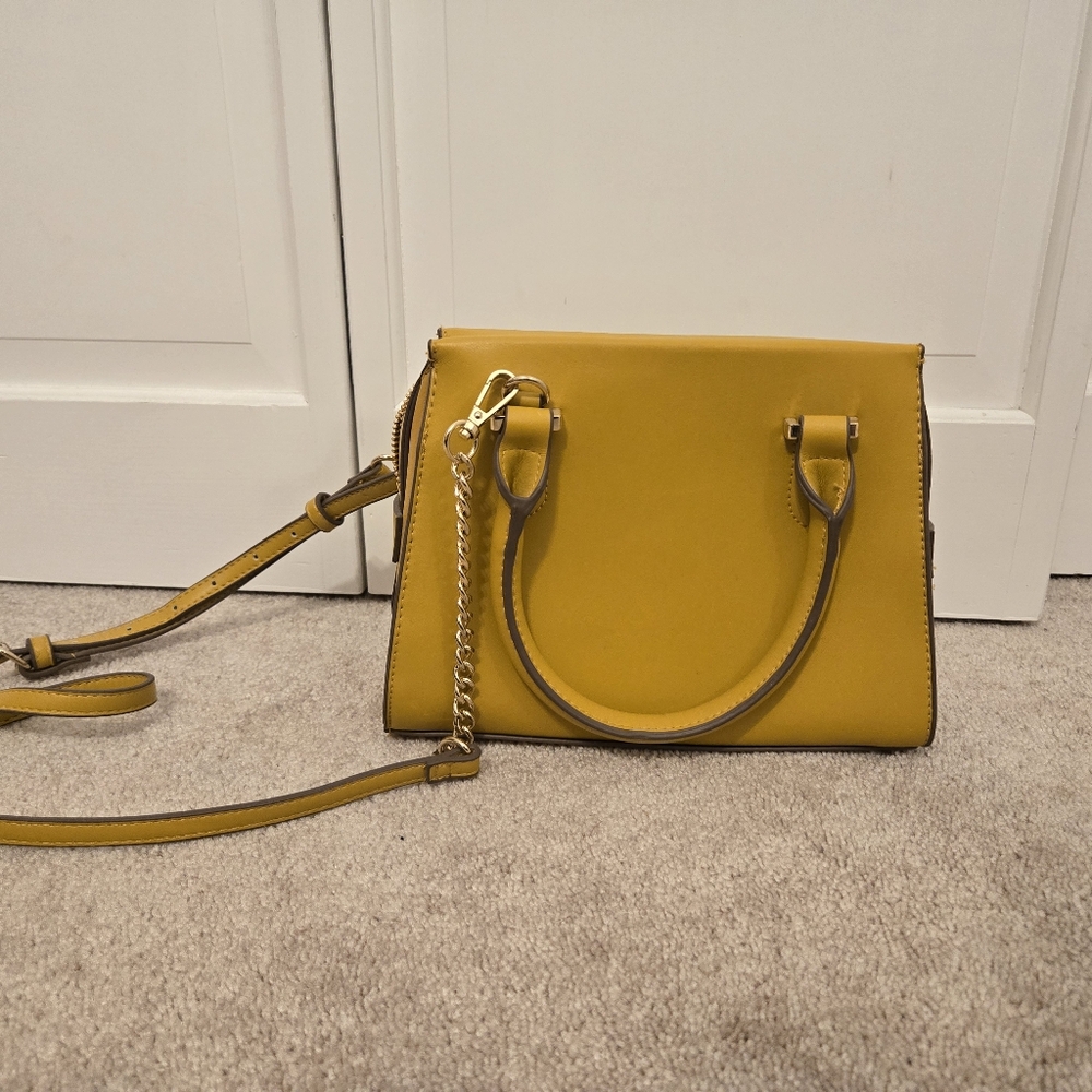 NWOT A New Day Purse